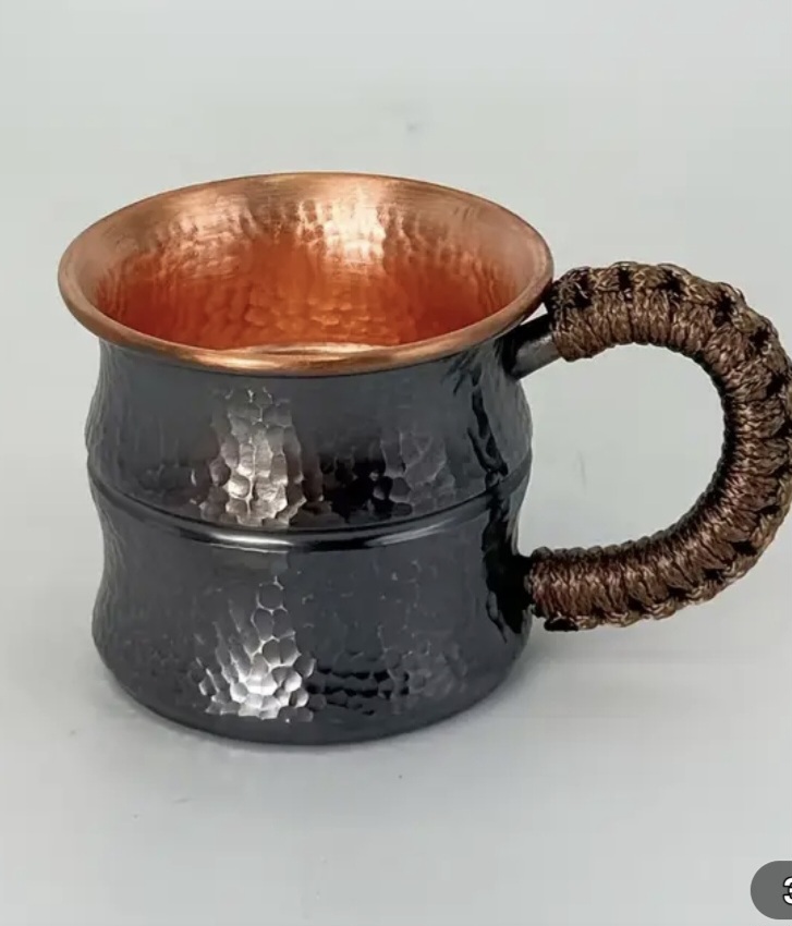 Ръчно кована чаша за кафе или чай
